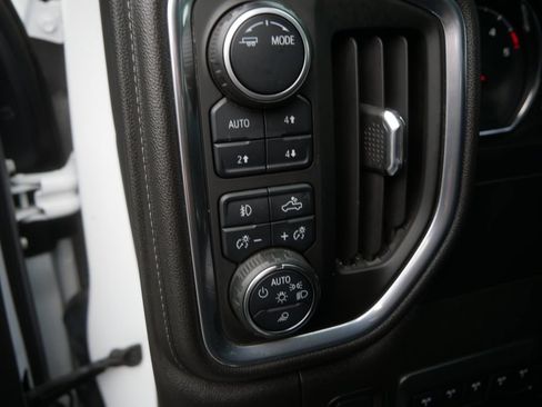 Used 2022 Chevrolet Silverado 3500 LT w/ Convenience Package AWD/4WD image 19