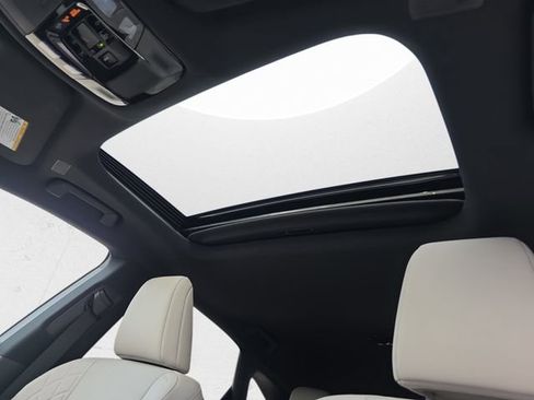 Used 2023 Lexus RX 350h w/ Cold Area Package image 29