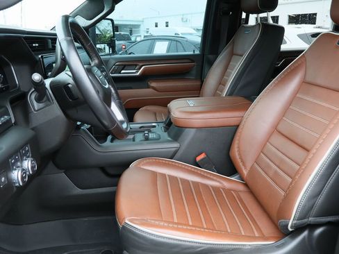 Used 2024 GMC Sierra 2500 Denali Ultimate image 23