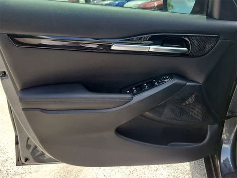 Used 2021 Kia Seltos EX image 18