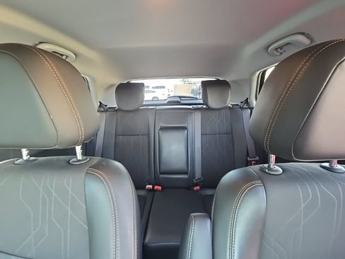 Certified 2021 Chevrolet Trax LT w/ LT Convenience Package FWD image 30