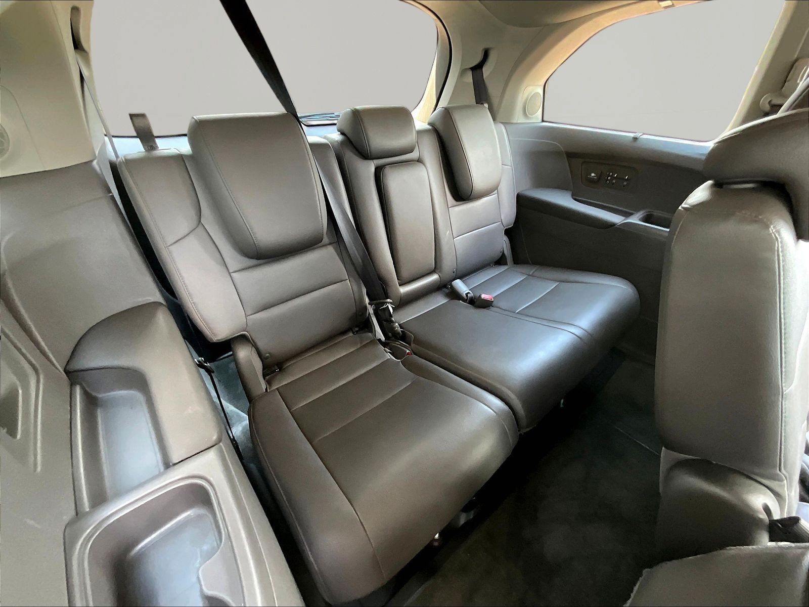 Used 2016 Honda Odyssey Touring Elite image 26