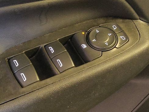 Used 2022 Chevrolet Equinox LT image 27