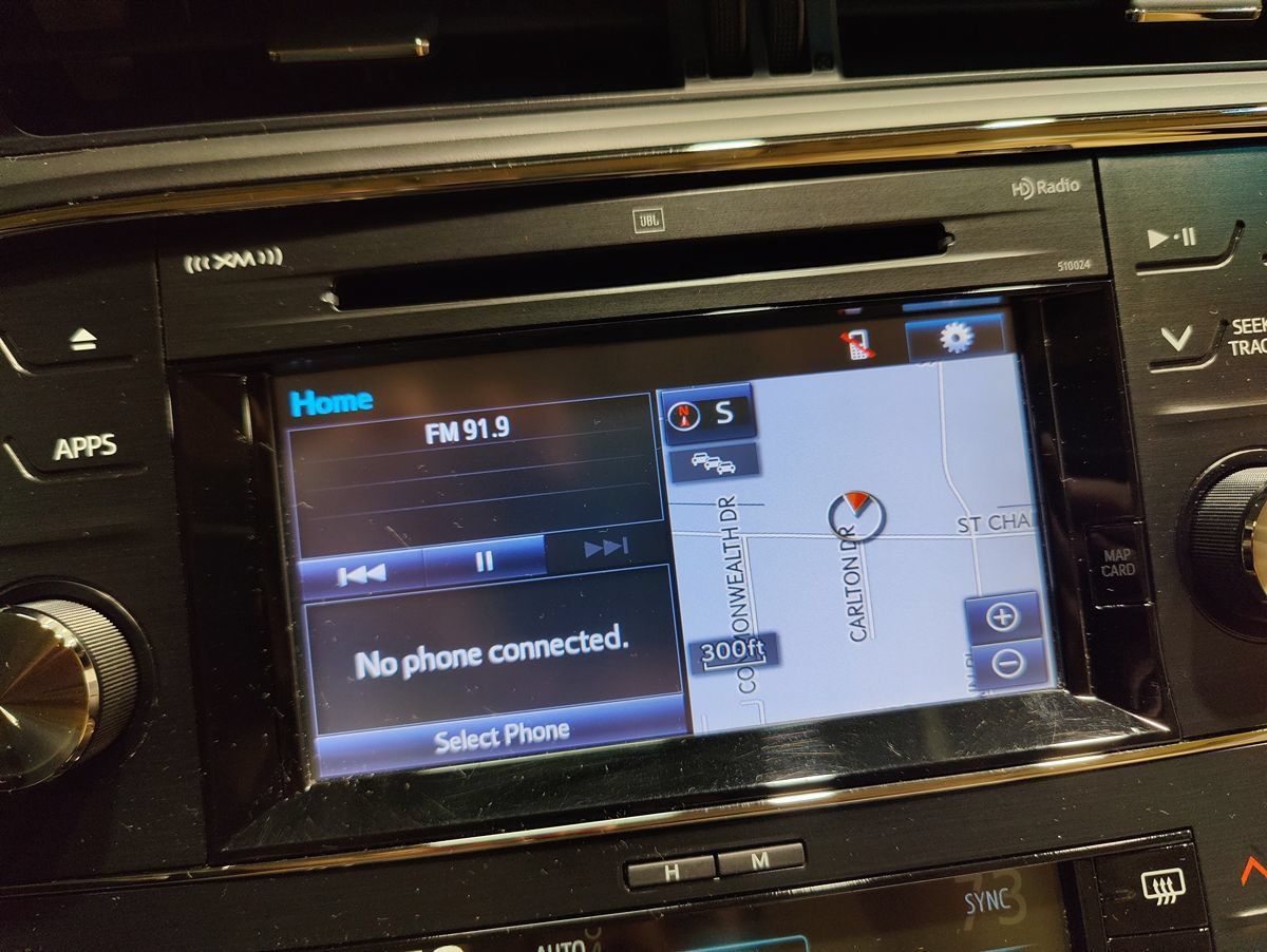 Used 2015 Toyota Avalon Limited FWD image 40