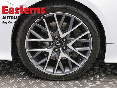 Used 2017 Lexus RC 200t F Sport RWD image 33