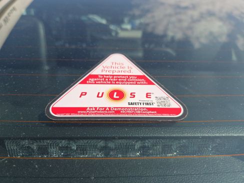 Certified 2022 Volkswagen Jetta SE FWD image 8