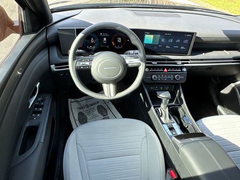 New 2026 Hyundai Santa Cruz SE FWD image 13