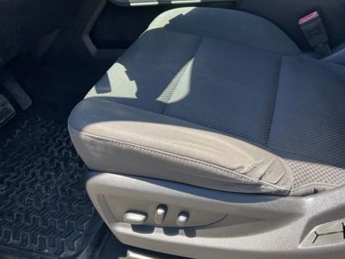 Used 2017 Chevrolet Silverado 1500 LT w/ All Star Edition AWD/4WD image 13