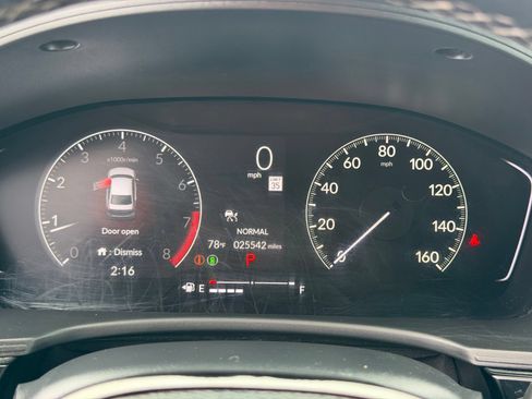 Used 2024 Honda Civic Sport image 18