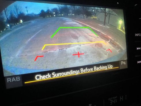 Used 2017 Subaru Legacy 2.5i Sport image 35