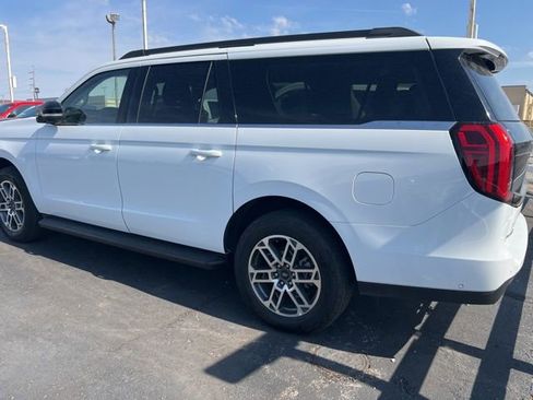 Used 2025 Ford Expedition Max Active image 4
