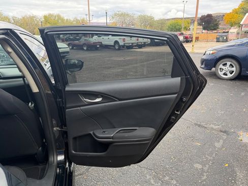Used 2019 Honda Civic LX image 25
