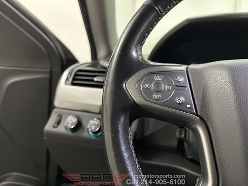 Used 2019 Chevrolet Suburban LT image 42
