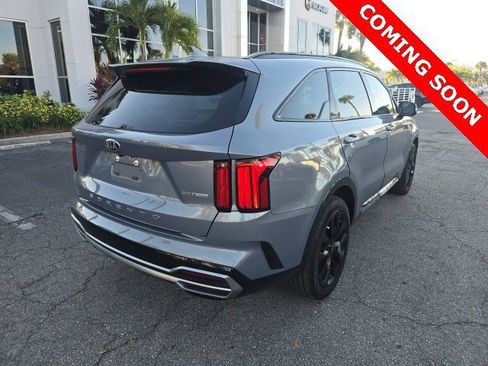 Used 2021 Kia Sorento SX image 5