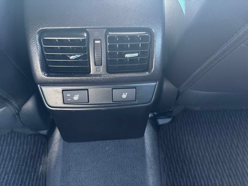 Used 2017 Subaru Outback 3.6R Limited AWD/4WD image 35