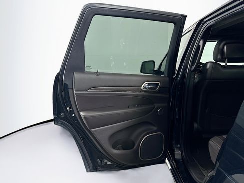Used 2017 Jeep Grand Cherokee Summit image 28