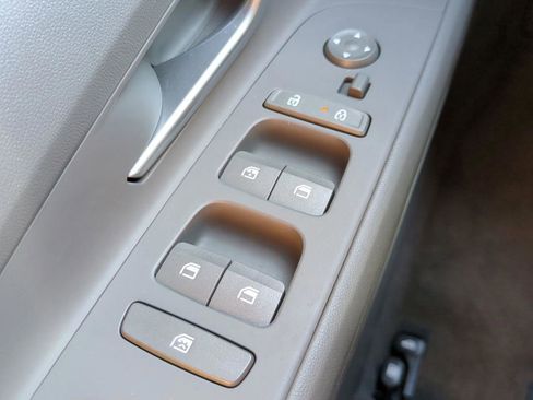 Certified 2022 Hyundai Elantra SEL image 21