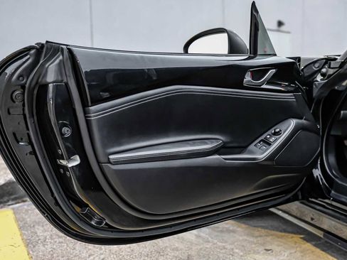 Used 2022 MAZDA MX-5 Miata Grand Touring image 34