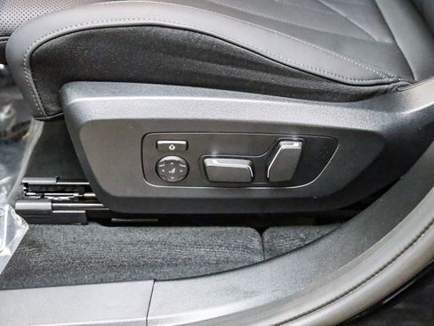 Used 2026 BMW X3 xDrive30 w/ Premium Package image 21