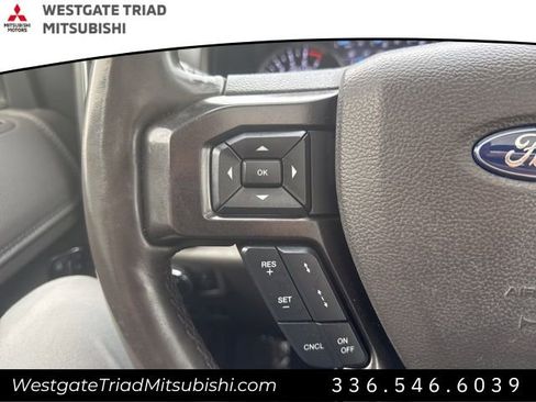 Used 2021 Ford Expedition Limited image 19