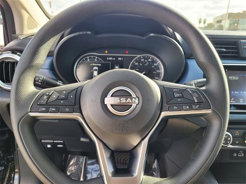 New 2025 Nissan Versa SV w/ Trunk Package image 12