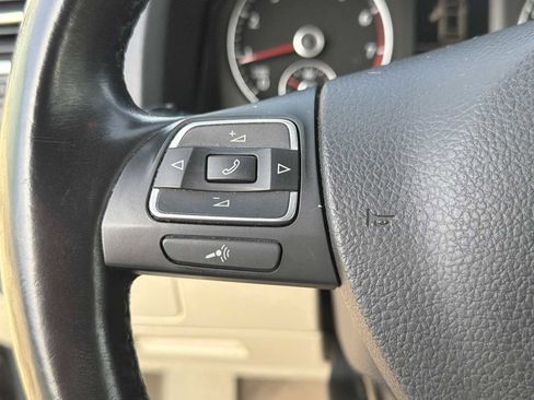 Used 2014 Volkswagen Eos Komfort image 9