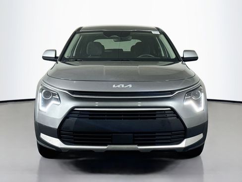 Used 2026 Kia Niro LX FWD image 2