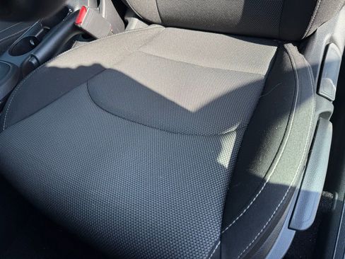 Used 2024 Kia Forte LXS w/ LXS Technology Package image 23