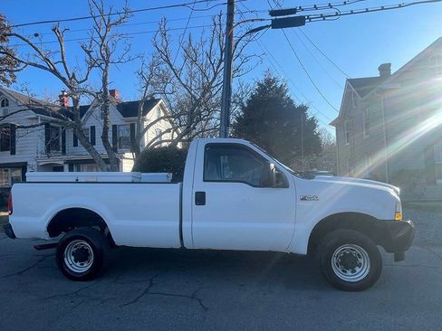 Used 2004 Ford F250 XL image 6