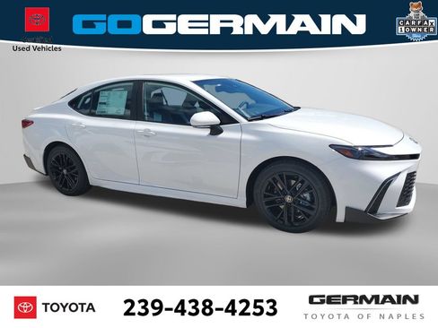 Used 2026 Toyota Camry SE w/ Convenience Package FWD image 5