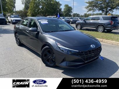Used 2023 Hyundai Elantra SEL w/ Preferred Accessory Package
