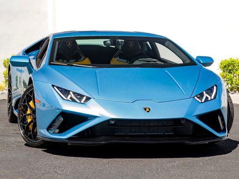 Used 2022 Lamborghini Huracan EVO RWD image 4