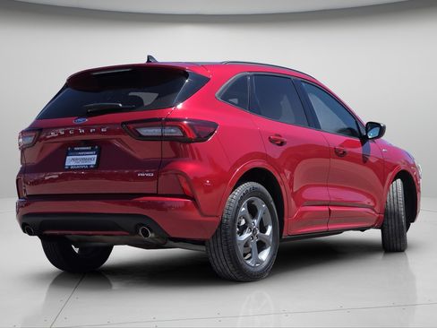 Used 2023 Ford Escape ST-Line AWD/4WD image 22
