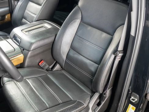 Used 2017 GMC Yukon XL Denali w/ Open Road Package image 14