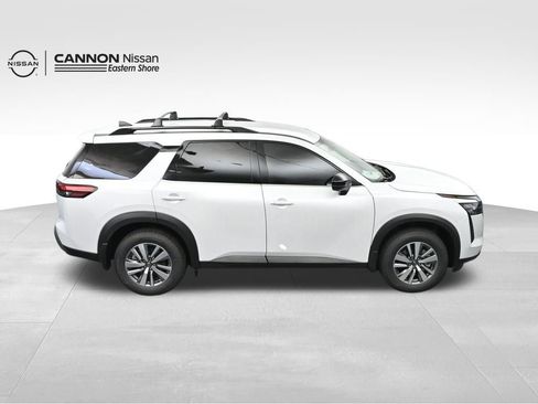 New 2026 Nissan Pathfinder SL FWD image 39