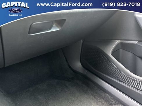 Used 2024 Volkswagen Jetta SE FWD image 27
