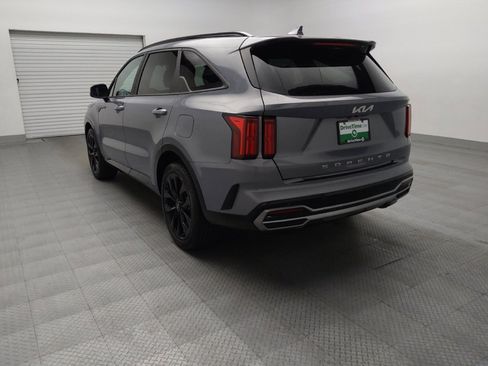 Used 2022 Kia Sorento SX image 5
