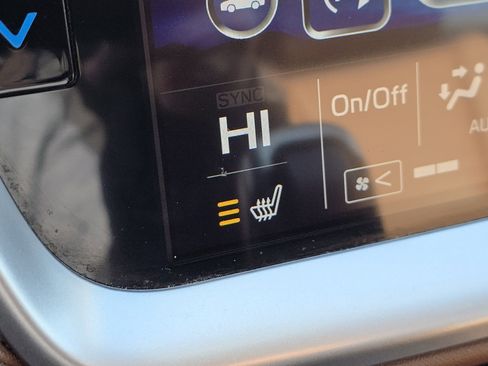 Used 2020 Subaru Outback Touring w/ Popular Package #2 image 24