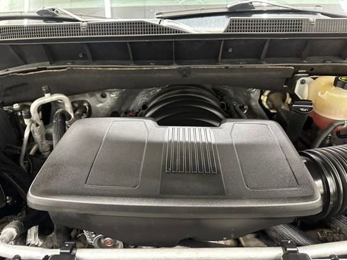 Used 2020 Chevrolet Silverado 1500 LT w/ All-Star Edition image 35