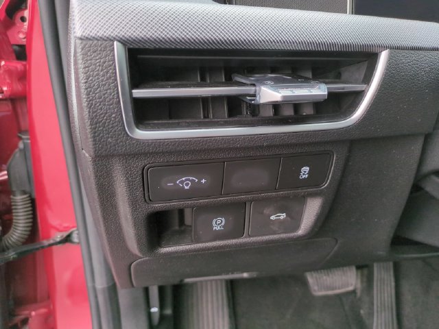 Used 2024 Hyundai Sonata SEL FWD image 14