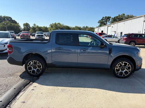 New 2025 Ford Maverick Lariat w/ 4K Tow Package image 2