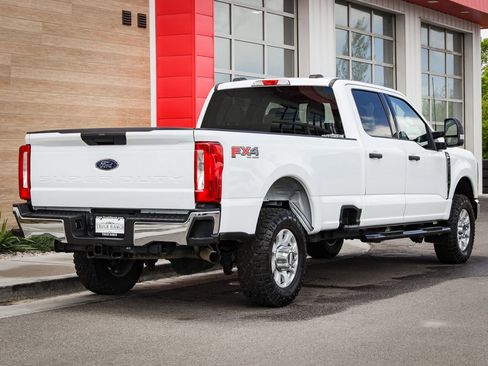 Used 2023 Ford F350 XLT w/ FX4 Off-Road Package AWD/4WD image 3