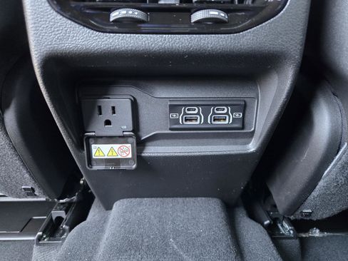 New 2026 Jeep Grand Cherokee L 2WD image 26