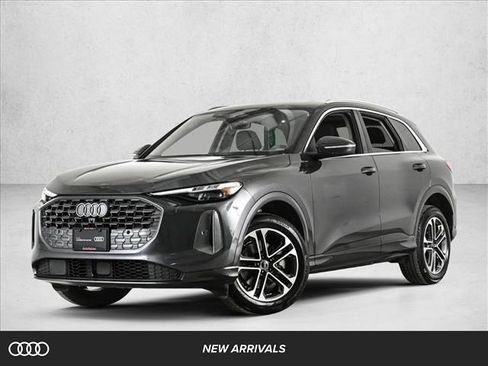 Certified 2025 Audi Q5 Premium Plus w/ Premium Plus image 1