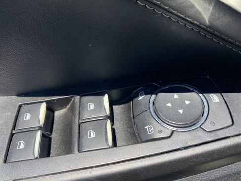 Used 2020 Ford Explorer XLT w/ Equipment Group 202A image 14