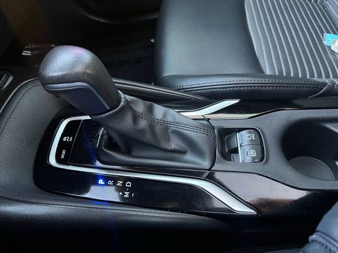 Used 2020 Toyota Corolla XSE image 33