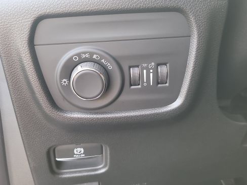 New 2026 Jeep Grand Cherokee L 2WD image 22