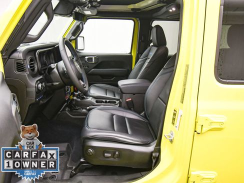 Used 2024 Jeep Wrangler Unlimited Rubicon 4xe image 18