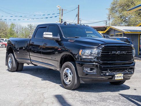 Used 2021 RAM 3500 Lone Star w/ Night Edition image 3