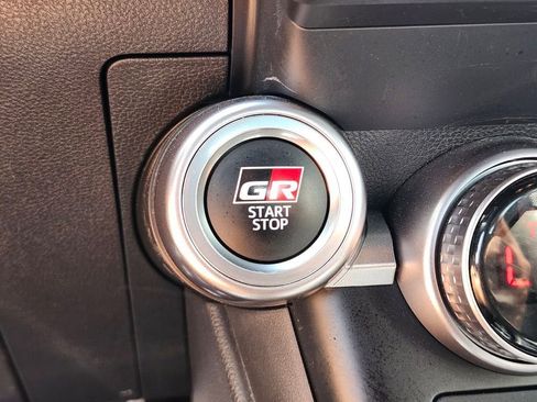 Used 2023 Toyota GR86 Premium RWD image 18